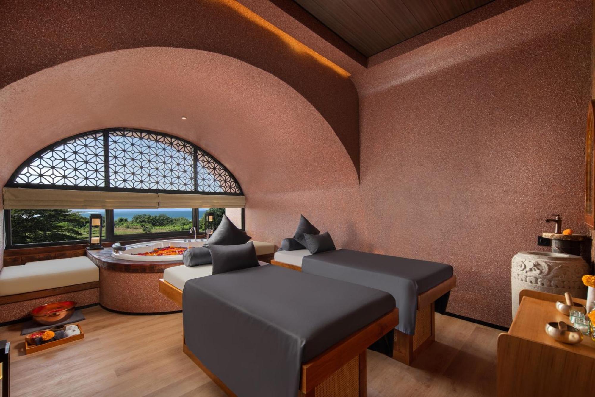 Seascape Luxury Resort & Spa Sanur By Ini Vie Hospitality (Adults Only) Exterior photo