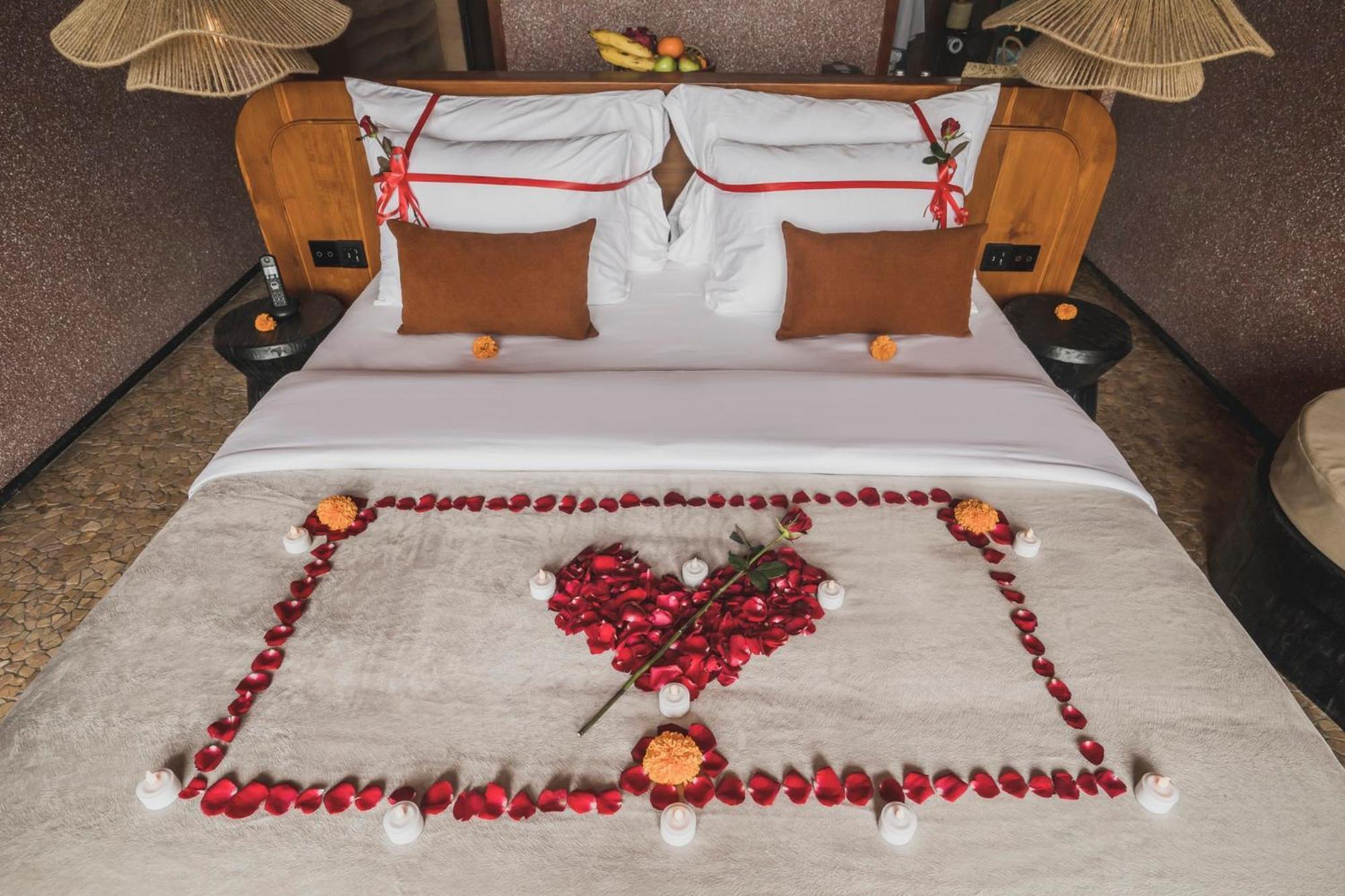 Seascape Luxury Resort & Spa Sanur By Ini Vie Hospitality (Adults Only) Exterior photo
