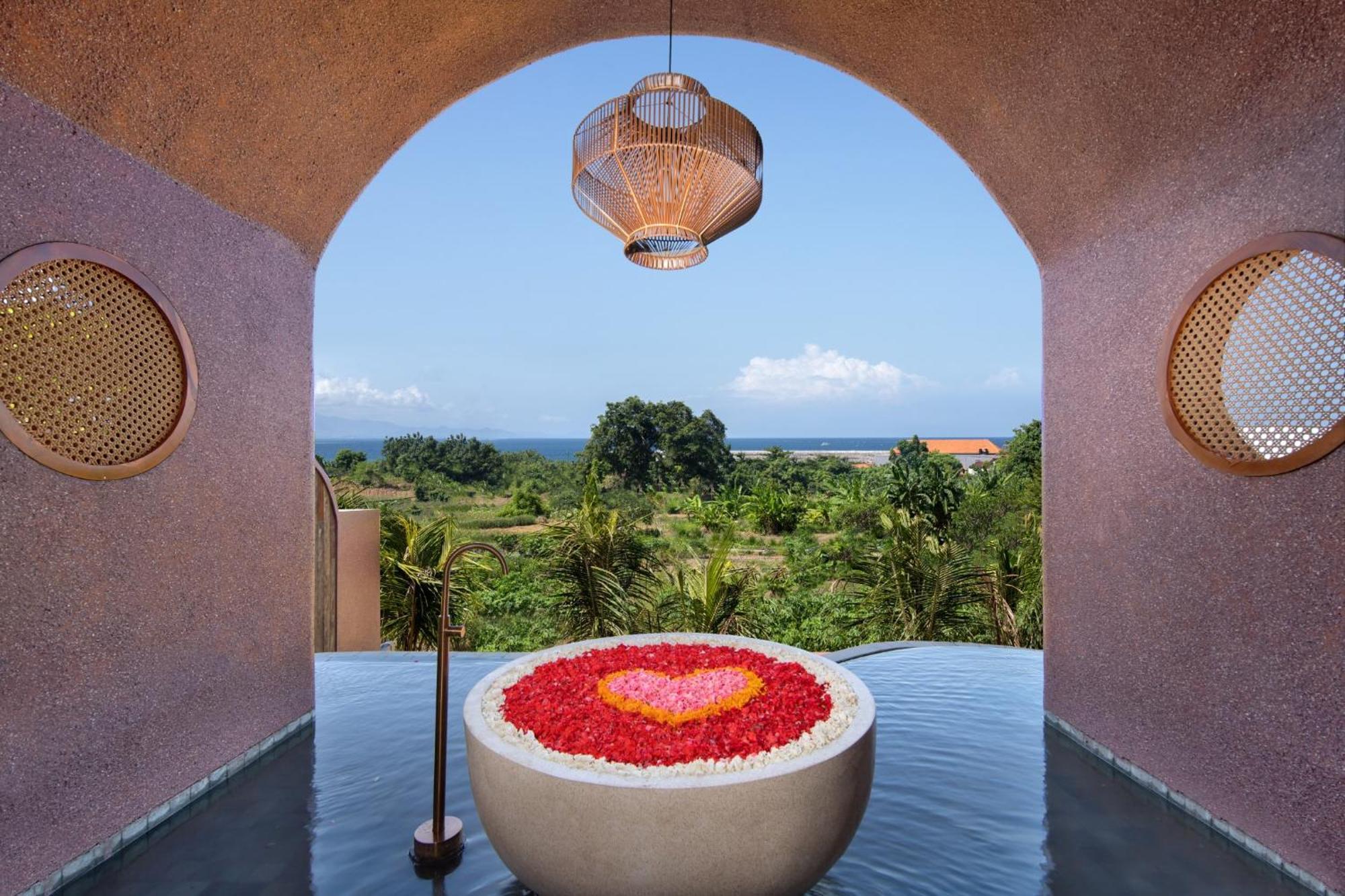 Seascape Luxury Resort & Spa Sanur By Ini Vie Hospitality (Adults Only) Exterior photo