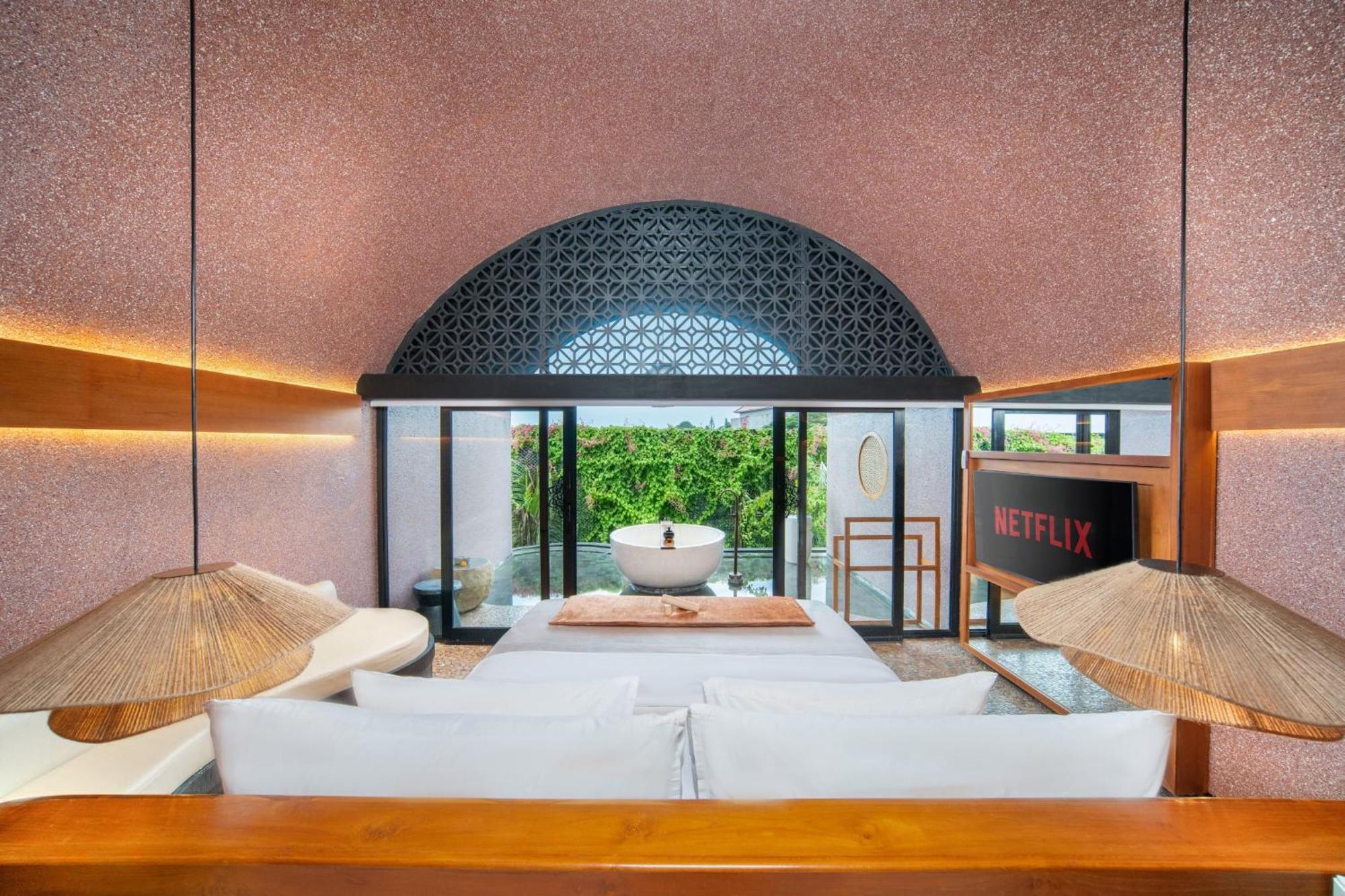 Seascape Luxury Resort & Spa Sanur By Ini Vie Hospitality (Adults Only) Exterior photo